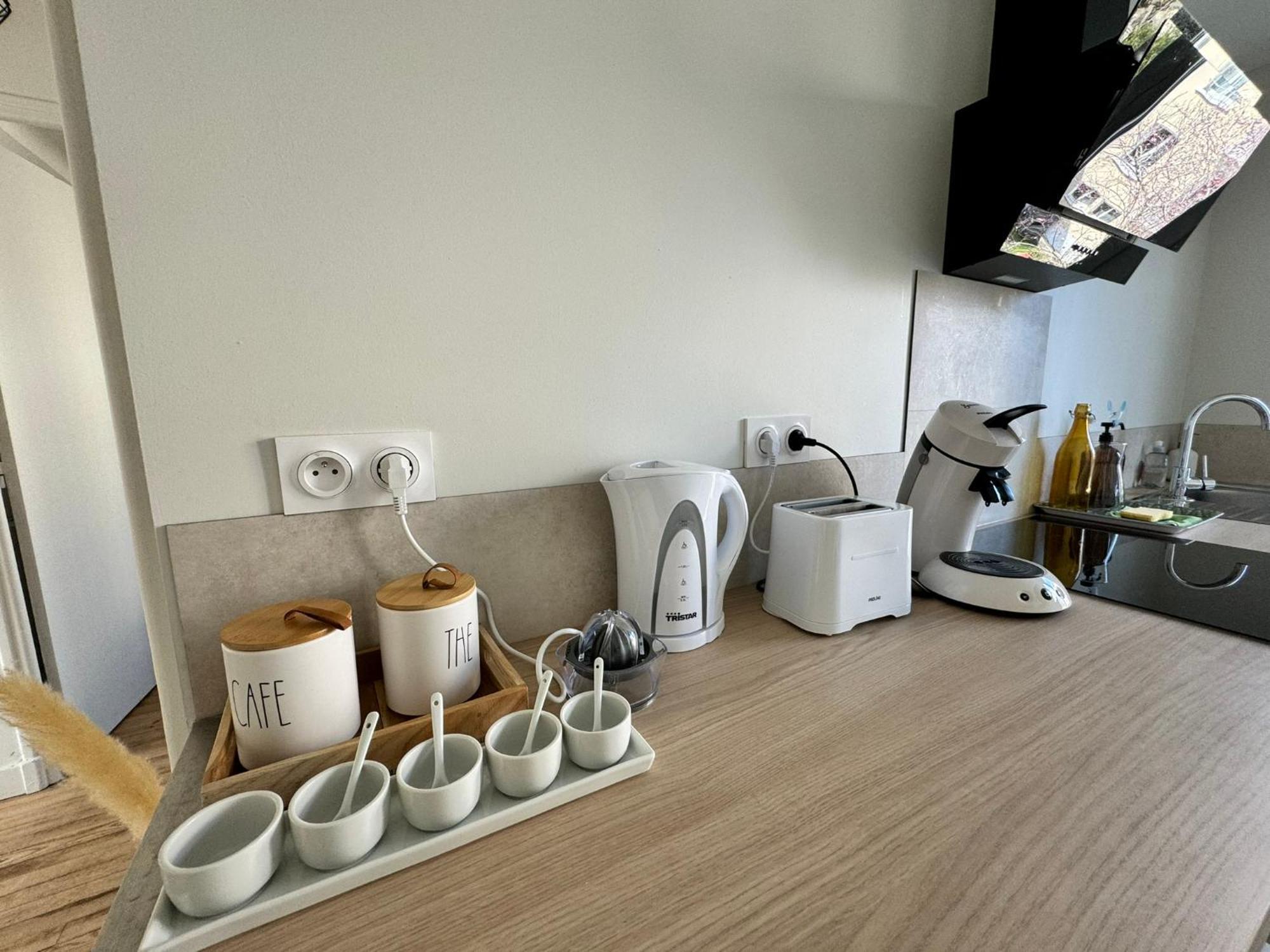 Le 122 - Parking Apartment โรเดซ ภายนอก รูปภาพ